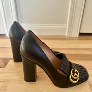 Gucci Black and Gold Women's Shoes